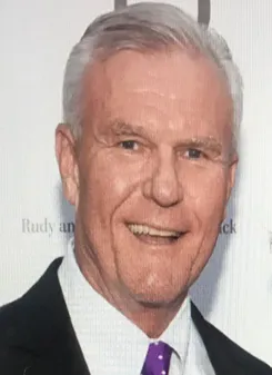 Portrait of Dr. David Tweedy, Licensed Clinical Psychologist, Clinical Director