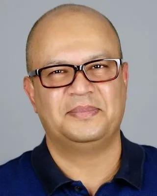 Portrait of Farooque Azam, Board-Certified Psychiatric and Mental Health Nurse Practitioner (PMHNP-BC)